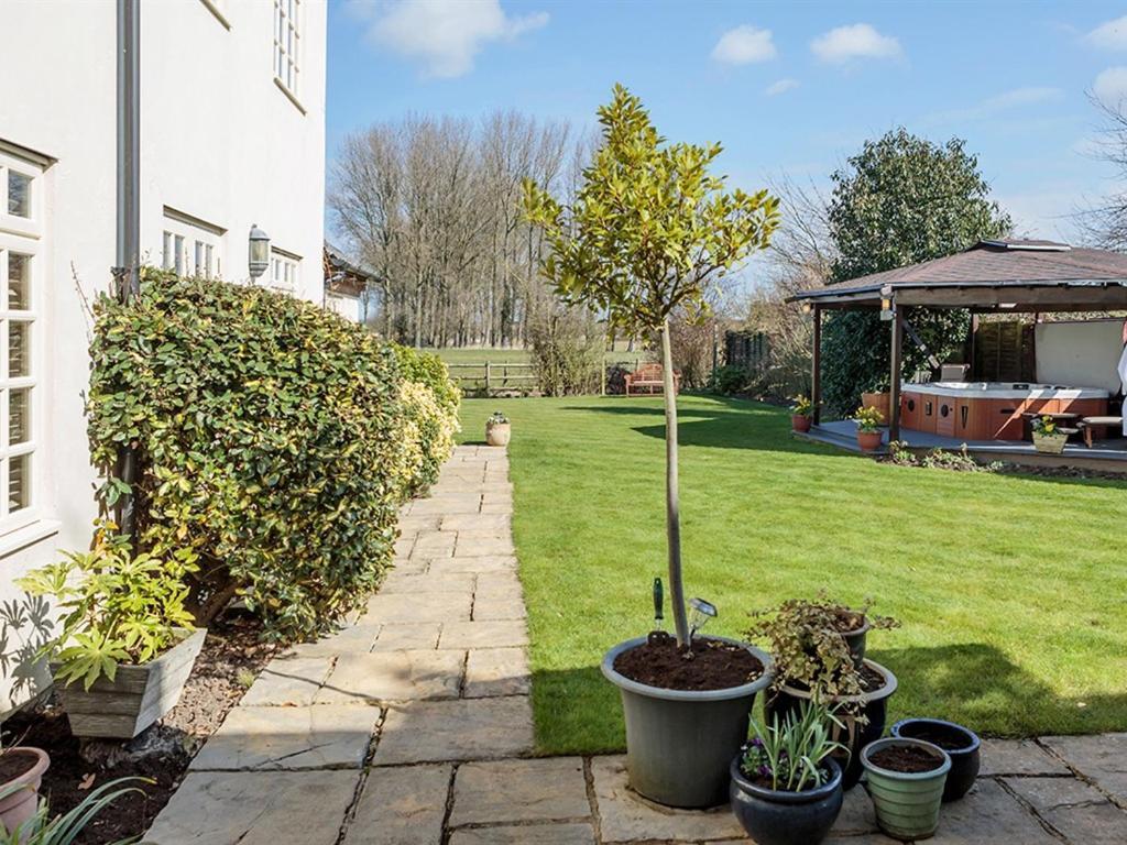 Hotel Meadow View Wighton Exterior foto