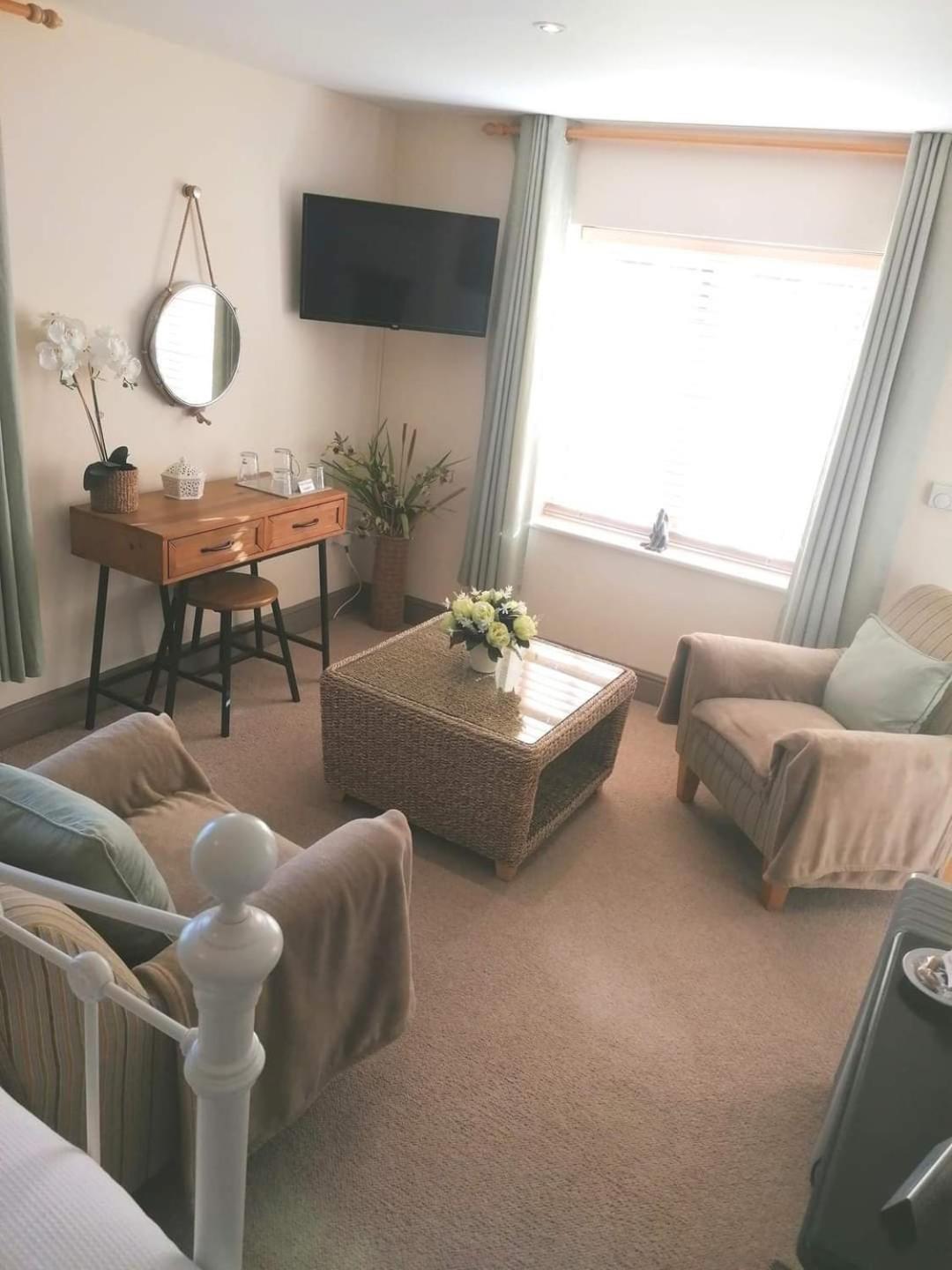 Hotel Meadow View Wighton Habitación foto